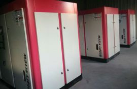 高壓螺桿式電空壓機(jī)防范電氣故障，使用壽命同比長(zhǎng)10年[廣西意朗]