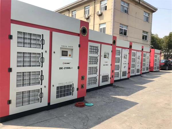 大型螺桿空壓機(jī)